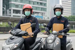 พนักงานส่งเอกสาร 1