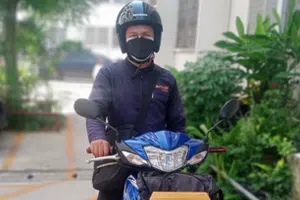 พนักงานส่งเอกสาร 3
